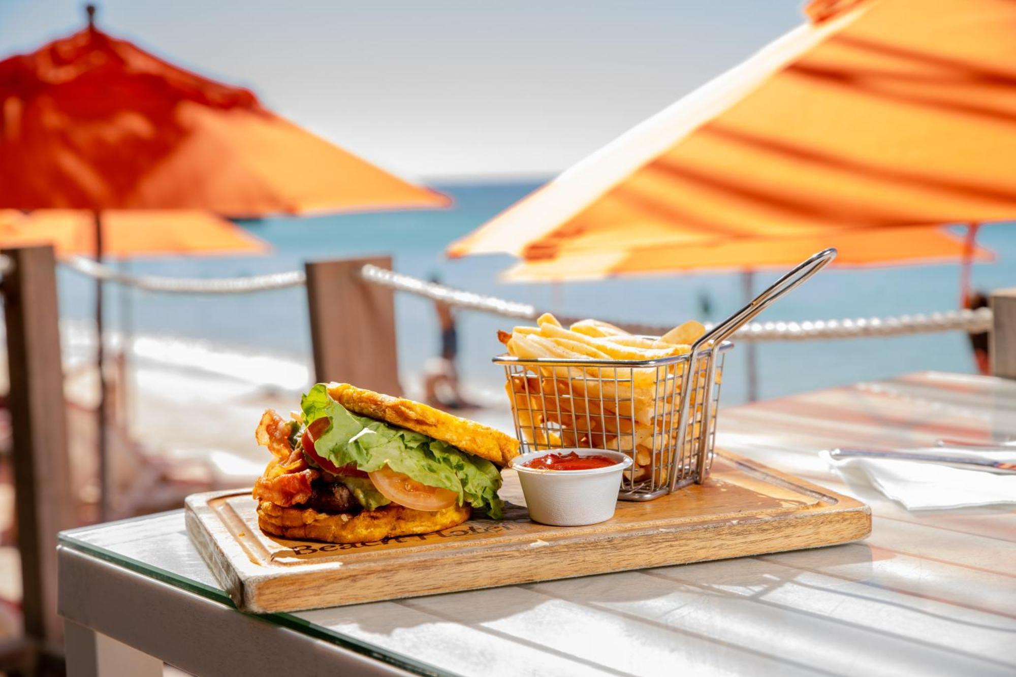 Paradise Beach Hotel & Resort West Bay Zewnętrze zdjęcie
